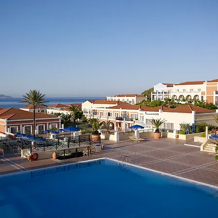 מלון Porto Royal 5*