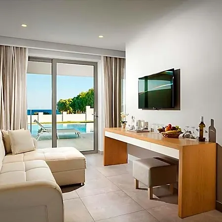 Porto Royal Hotel